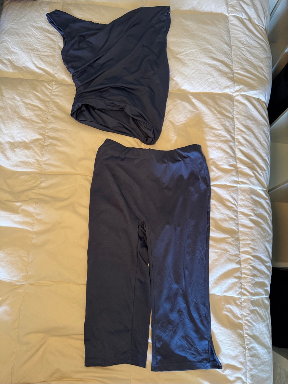 Kids Navy Blue Stretch Capri Pants - Brand Not Specified